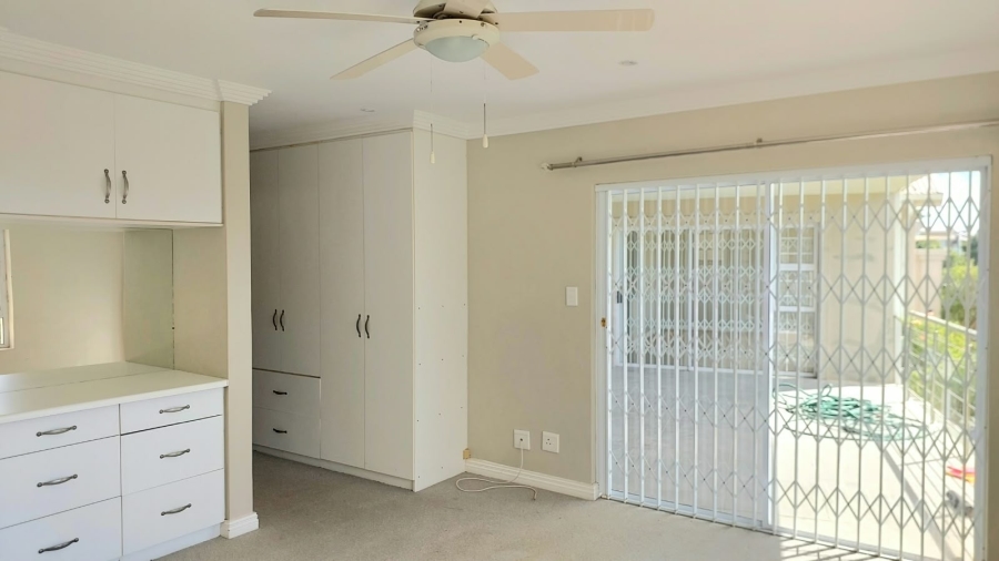 4 Bedroom Property for Sale in Gonubie North Eastern Cape